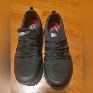 Sketchers Size 8.5